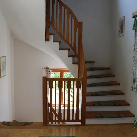 Apartman Gaestezimmer Weisch Leutschach