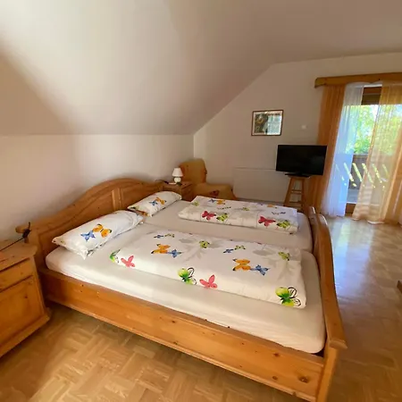 Gaestezimmer Weisch Leutschach