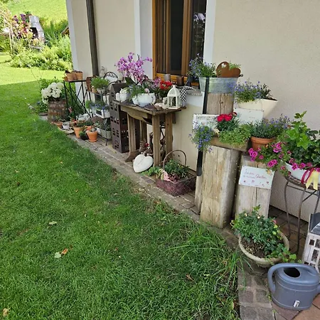 Gaestezimmer Weisch Apartman Leutschach