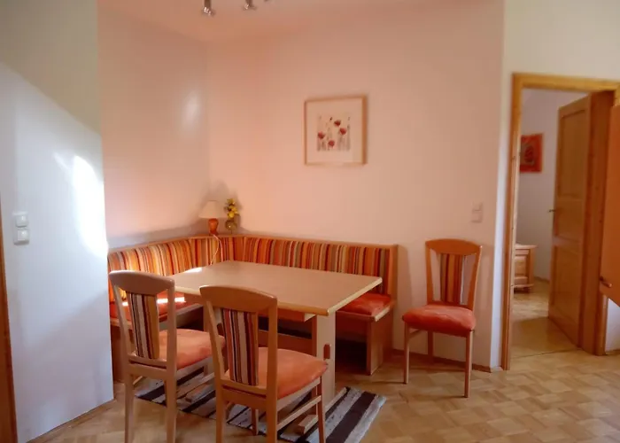 Gästezimmer Weisch *